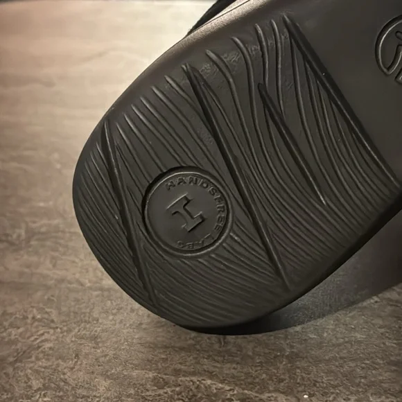 Kizik Madrid Eco Knit Slip On Hands Free Athletic Shoe Sneaker W 8.5/ M 7. Used - Picture 8 of 8